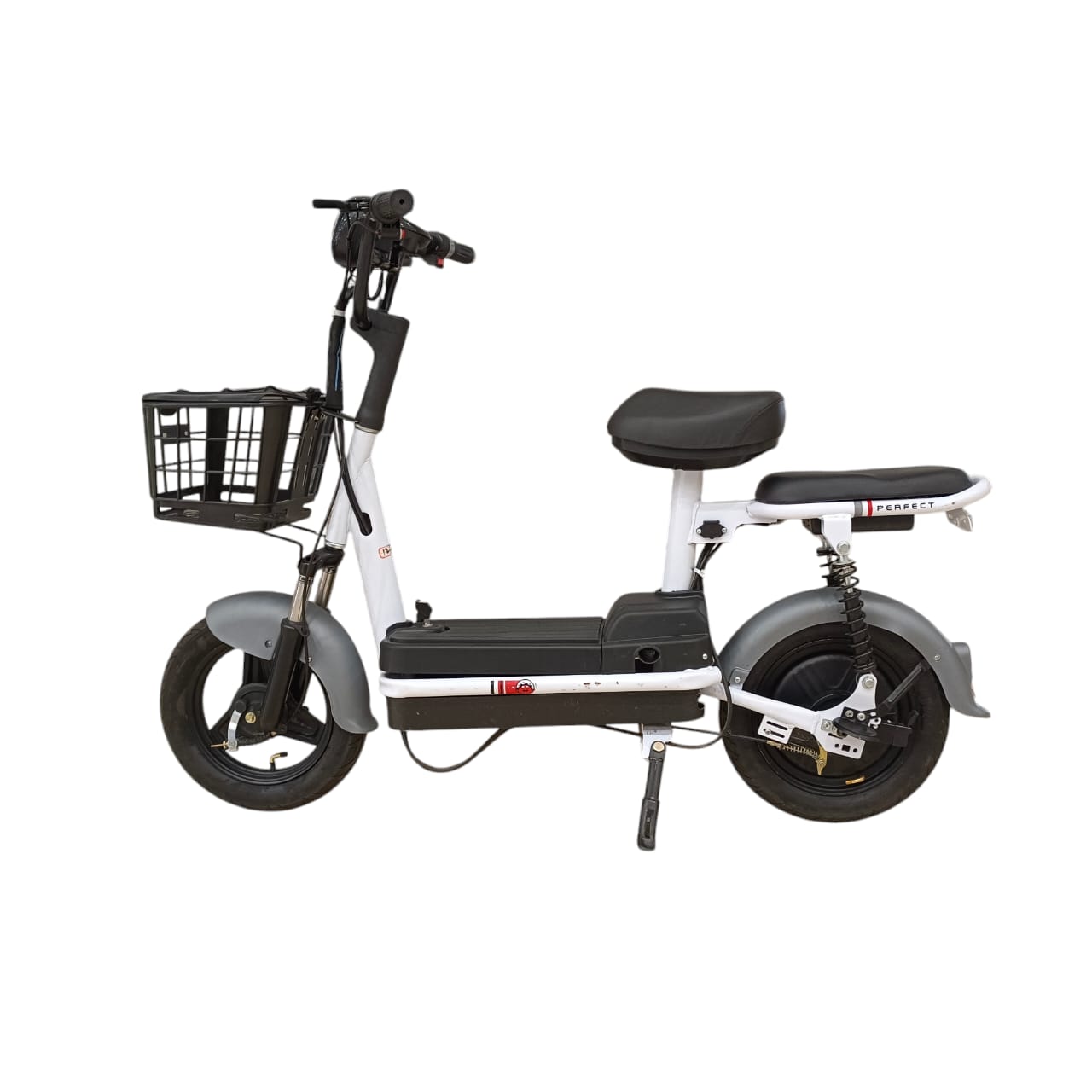 W4 Two Seater Pedal Assisted E-Bike with Front Basket