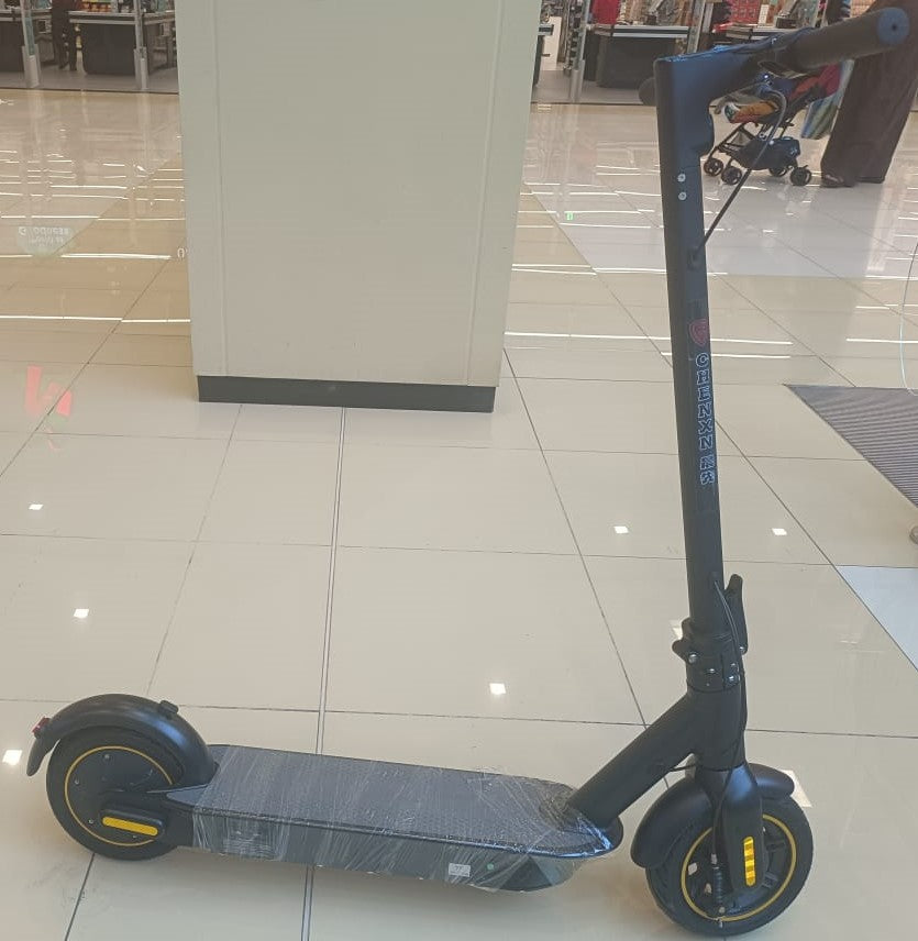 G30 Max Foldable Big Size E-Scooter Chenxn