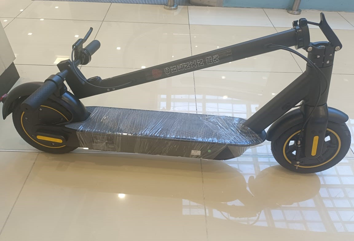 G30 Max Foldable Big Size E-Scooter Folding View Chenxn