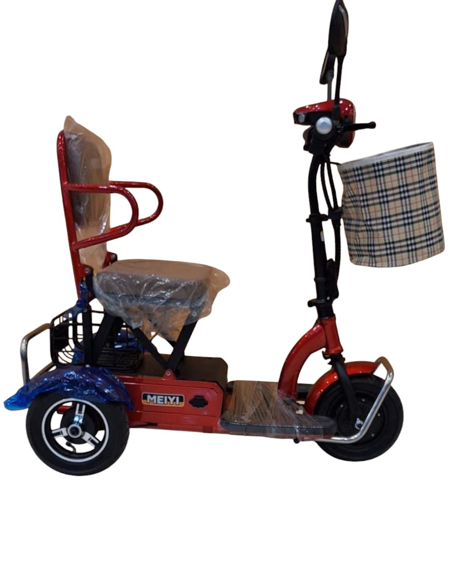 Tri-Wheels 500w Foldable E-Scooter with Convenience Bag